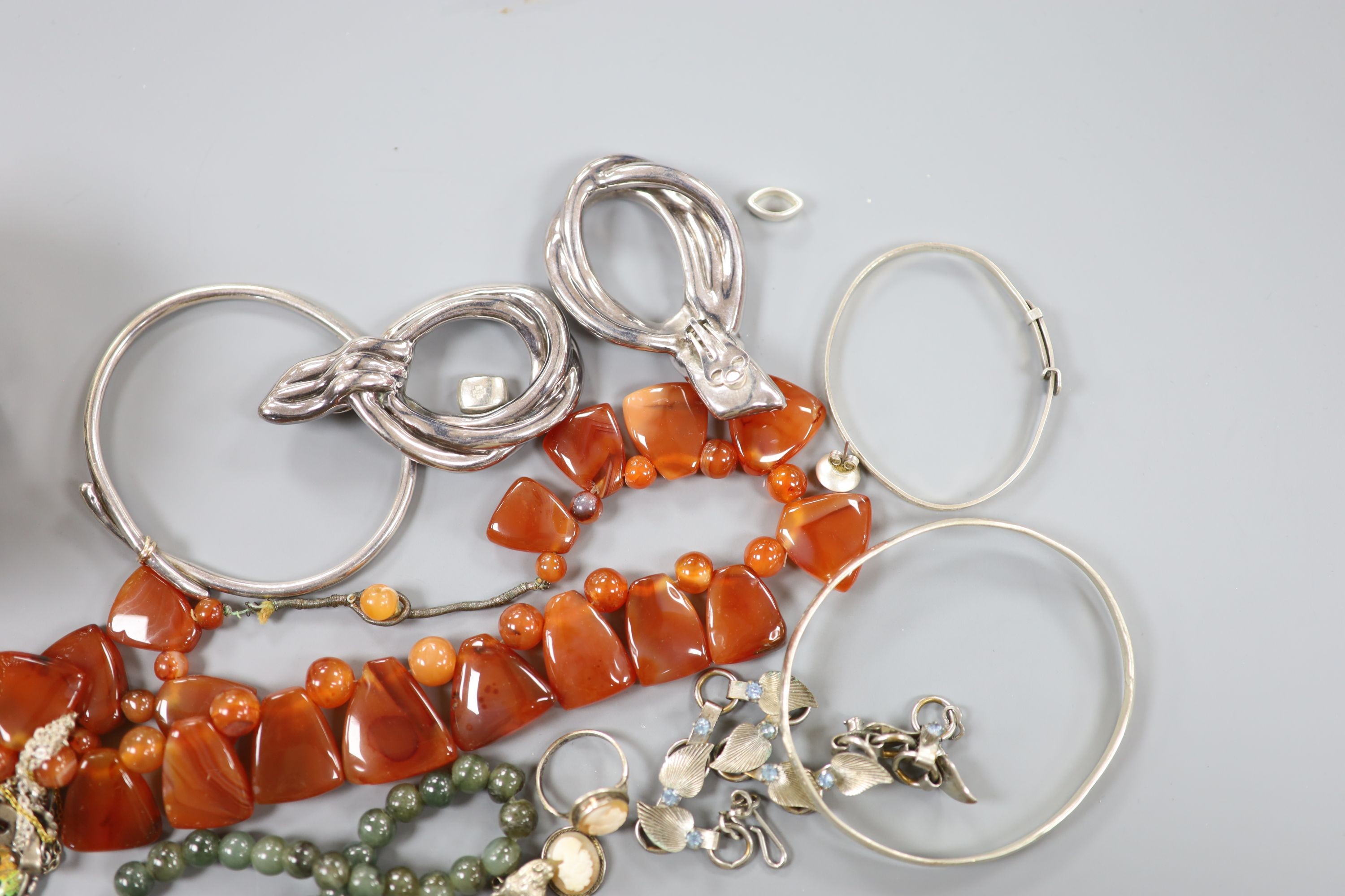 Mixed white metal, 925 and costume jewellery including bracelets and bangles an agate set necklace.
